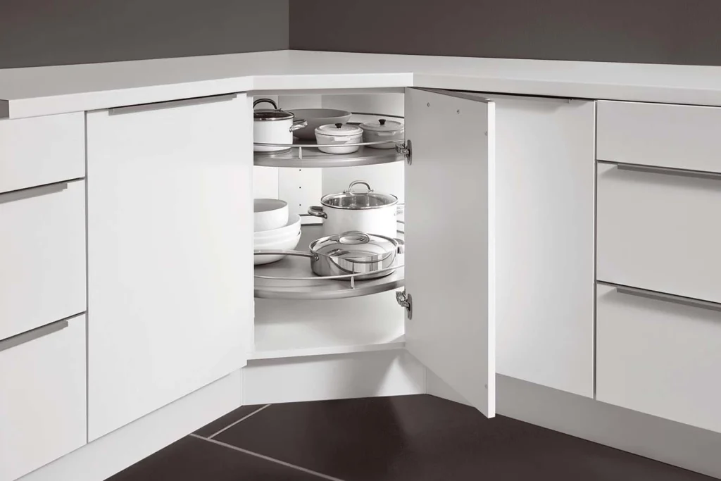 corpuri colt bucatarie deschidere dulap